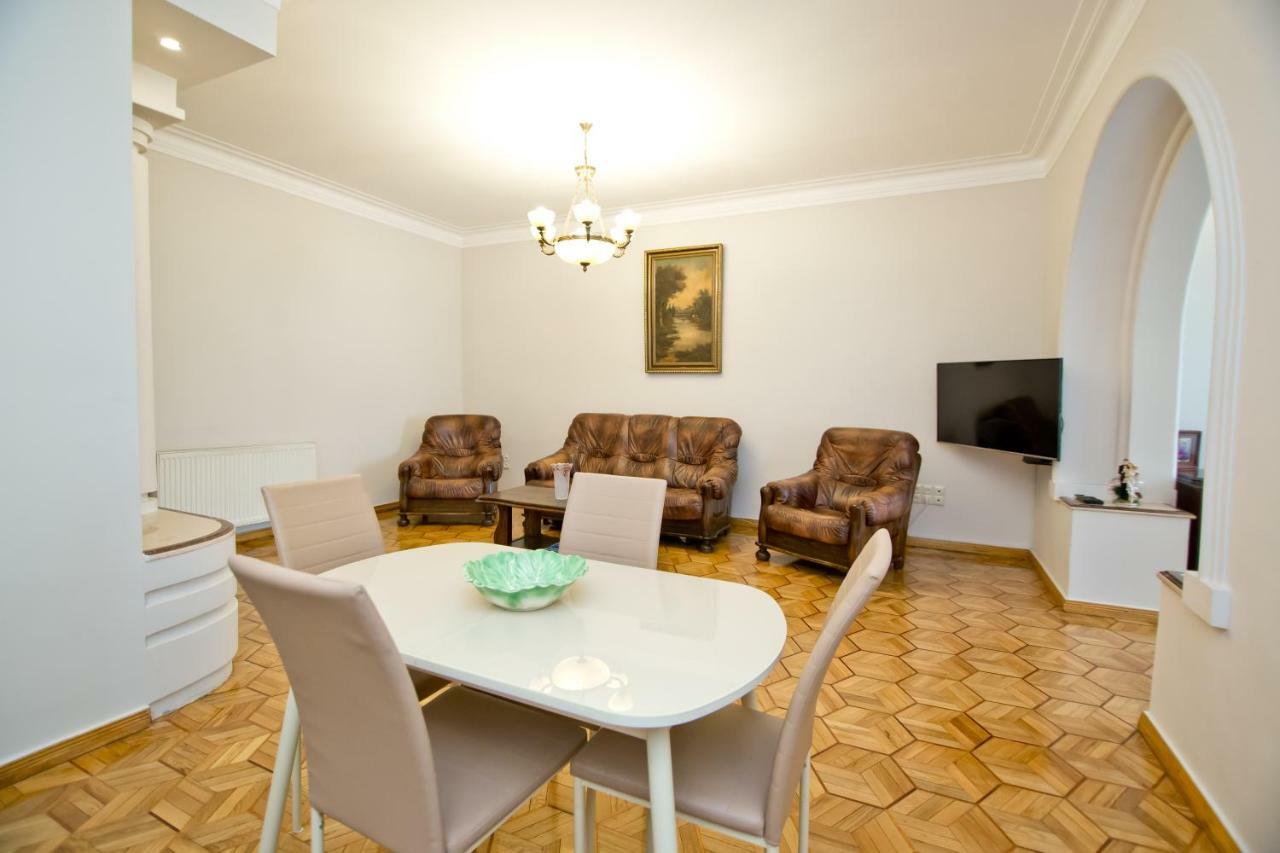 Seaside Luxury Apartment Batumi Exterior foto